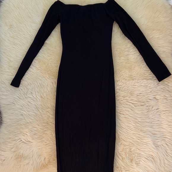 Off Shoulder Dress As Seen On Kylie Jenner - Picture 3 of 4